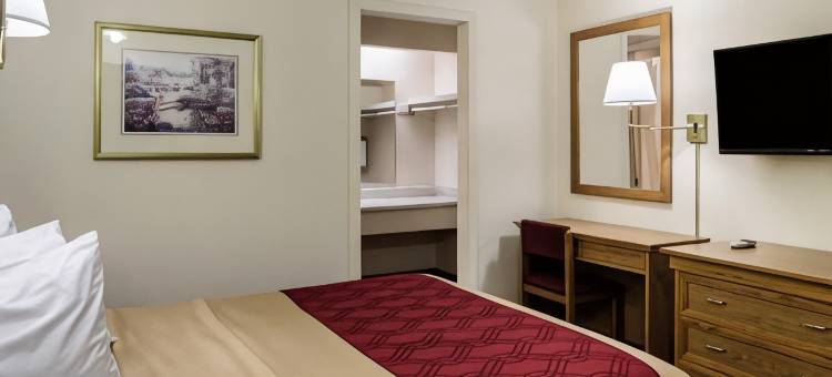 大学城伊克诺旅馆(Econo Lodge University)图片