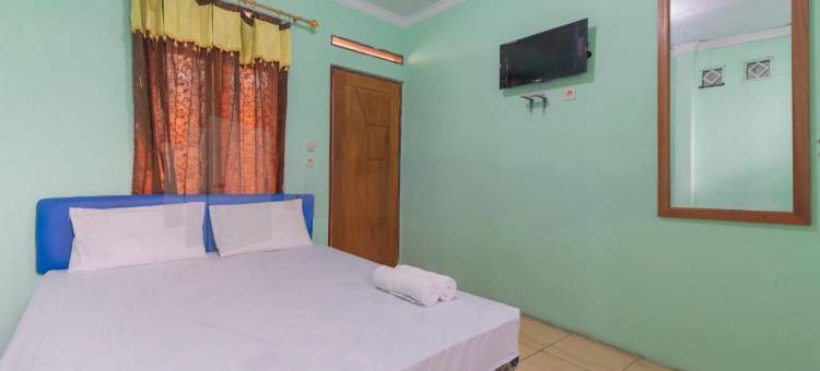 OYO 3879萨里茵坦别墅(Villa Sari Intan Ciater RedPartner)图片