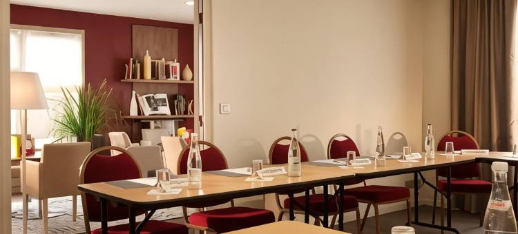 伊彭康铂酒店(Campanile NATURE - Epône)图片