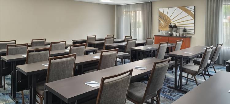 阿什维尔奥特莱斯万豪万枫套房酒店(Fairfield Inn & Suites Asheville Outlets)图片