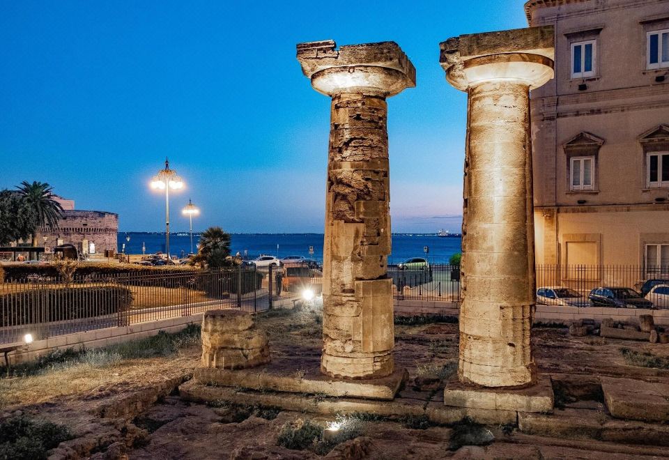 Karina's Rooms Hotel Overview