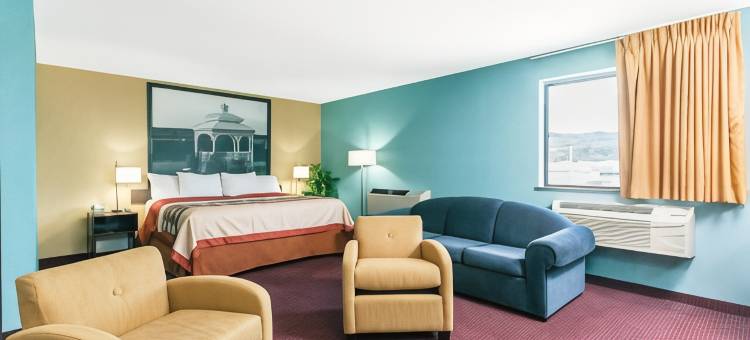 哈蒙兹波特地区速8酒店(Super 8 by Wyndham Bath Hammondsport Area)图片