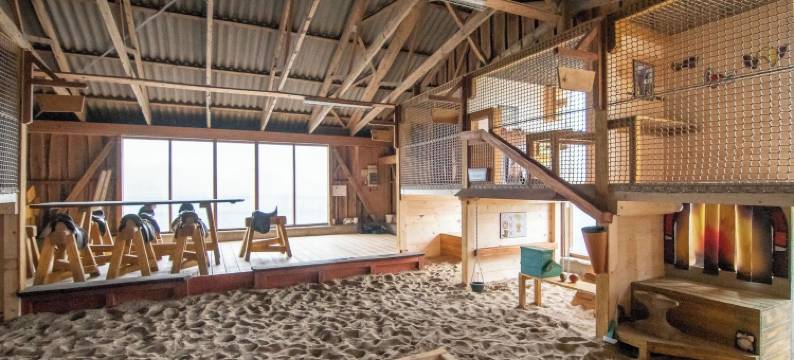 伯恩斯坦兰德希尔斯堡(Bernsteinland Hirschburg)图片