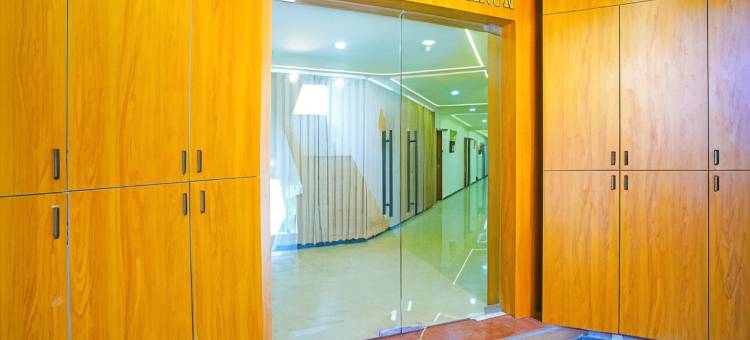 皇家庄园酒店 - 拉杰克特(FabHotel Royal Manor - Hospital Chowk)图片