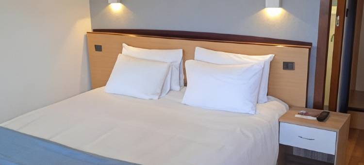 康铂欧里亚克酒店(Campanile Aurillac)图片