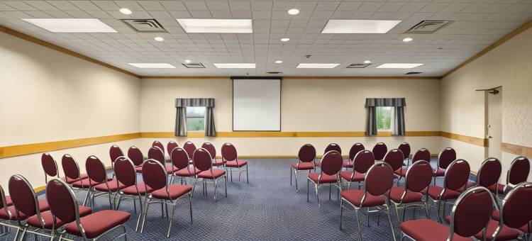 特伦顿温德姆华美达酒店(Ramada by Wyndham Trenton)图片