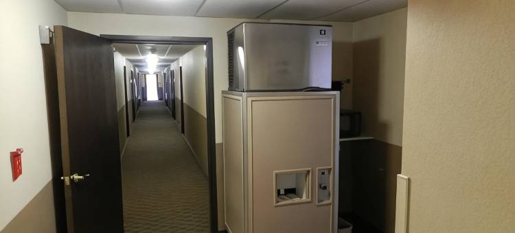 迪比克呗盟套房酒店(Baymont by Wyndham Dubuque)图片