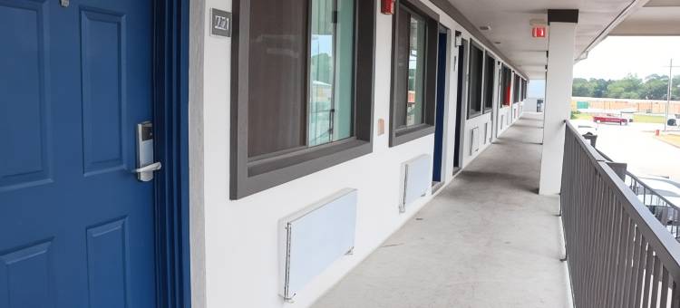 阿尔文皇宫汽车旅馆(Motel 6 Alvin, TX)图片