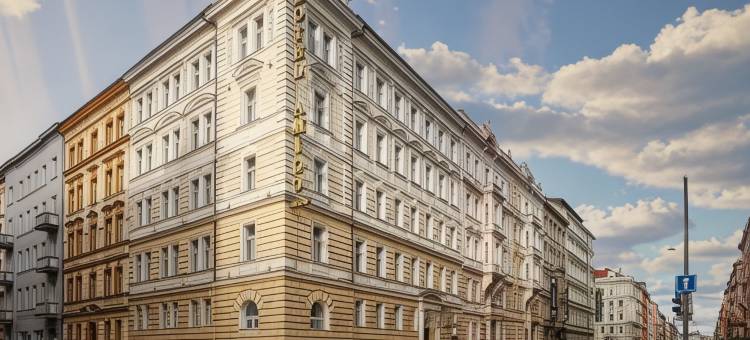 阿括斯市区酒店(Alqush Downtown Hotel)图片