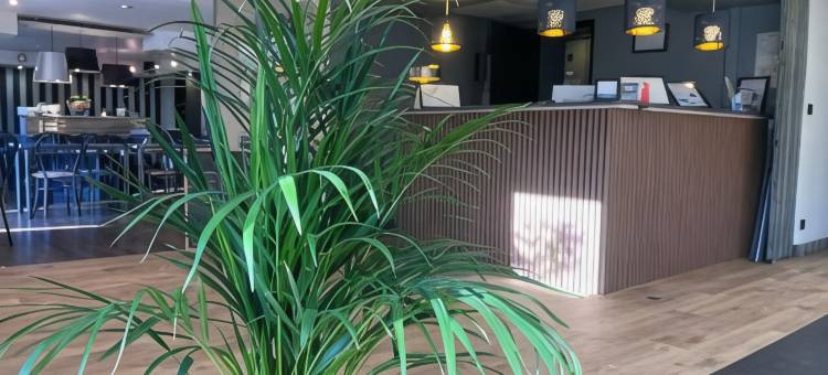 法国巴耶布里特酒店(Brit Hotel Baillet-en-France)图片