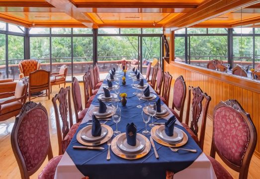 Hotel Parque España Hotel Overview