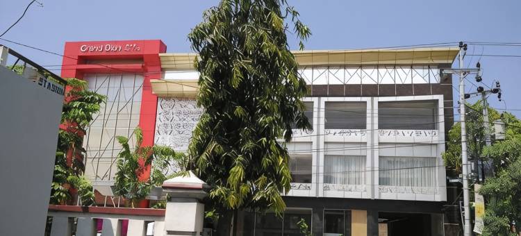 格兰德迪安斯拉威酒店(Grand Dian Hotel Slawi)图片