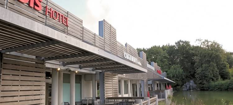 宜必思 Bourg Jasseron Teyssonge 酒店(Ibis Bourg Jasseron/Teyssonge)图片