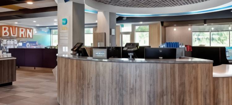 奥本希尔顿特鲁酒店(Tru by Hilton Auburn)图片