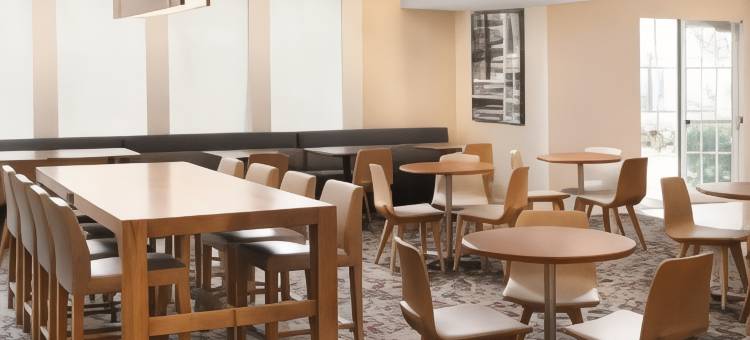 休斯顿韦斯特切斯Residence Inn 酒店(Residence Inn Houston Westchase on Westheimer)图片