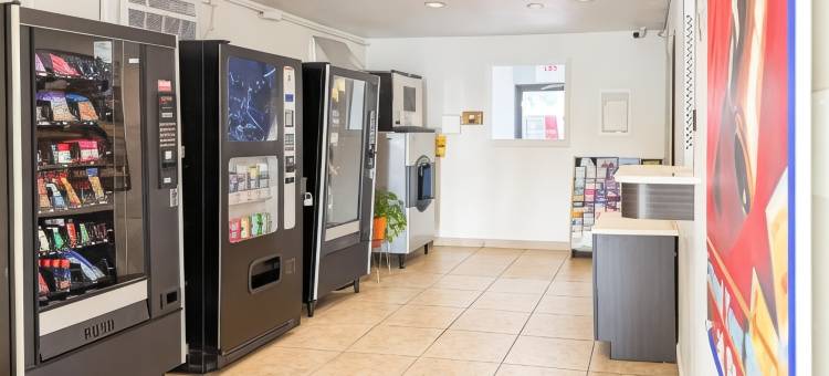 德克萨斯大草原城 6 号开放式客房酒店(Studio 6 Grand Prairie, TX)图片