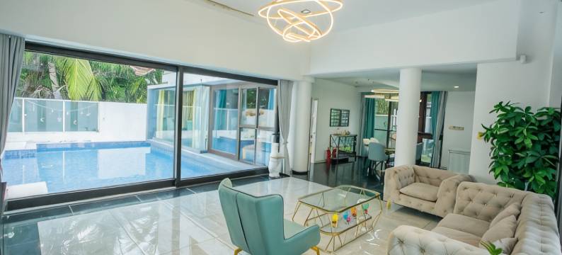 高端接待小优度假别墅(小东海路分店)图片