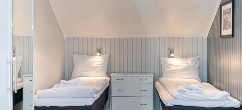 若布安勒盖特斯沃尔韦尔哈芬山林小屋(Rorbuene Svolvær Havn)图片