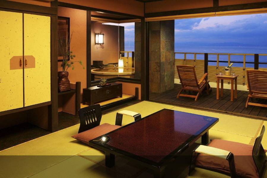 新海花亭泉温泉旅館