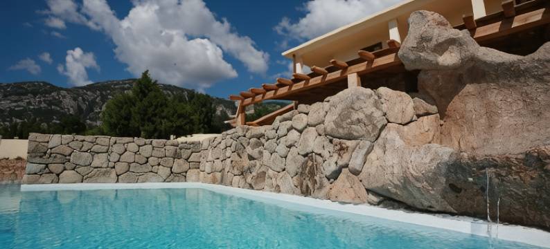 古斯图伊马里斯别墅酒店(Hotel Villa Gustui Maris)图片