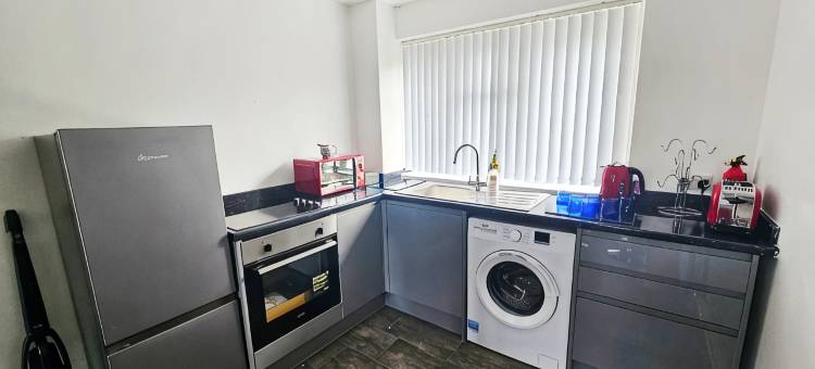 Badger Haven: Apt 4 | Large Apartment in Brackley图片