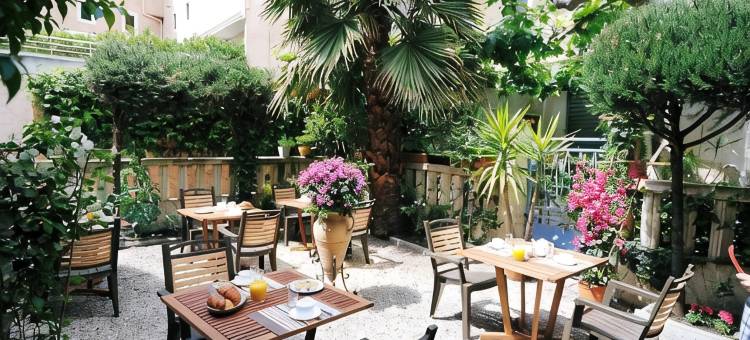 勒沙尔登布鲁酒店(Hôtel le Chardon Bleu)图片