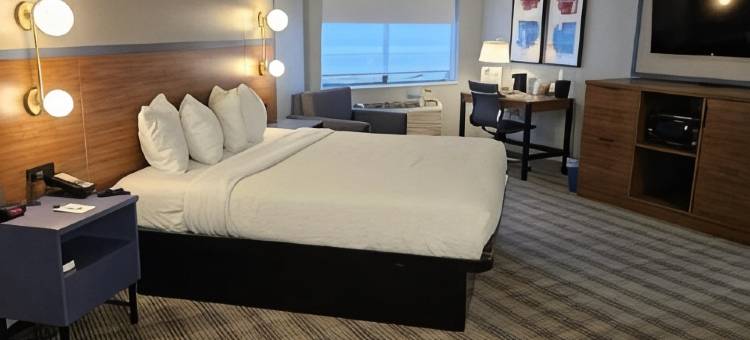 芒兹威尔明尼阿波利斯AmericInn酒店(AmericInn by Wyndham Mounds View Minneapolis)图片