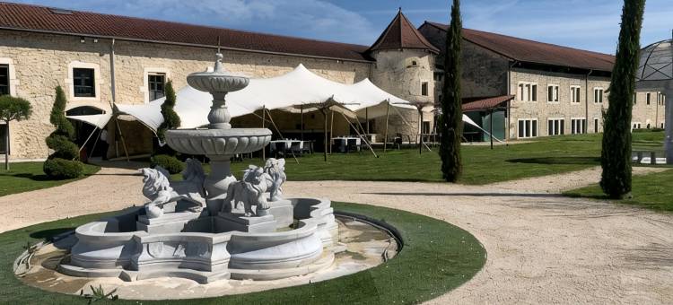 Les Dépendances du Château Chapeau Cornu图片