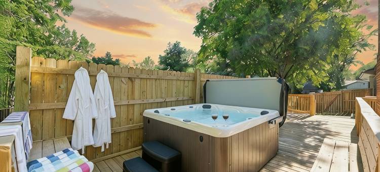 Location! w/King Beds+Hottub+GameRoom+Theater+Gym+Solo Stove Fire Pit图片