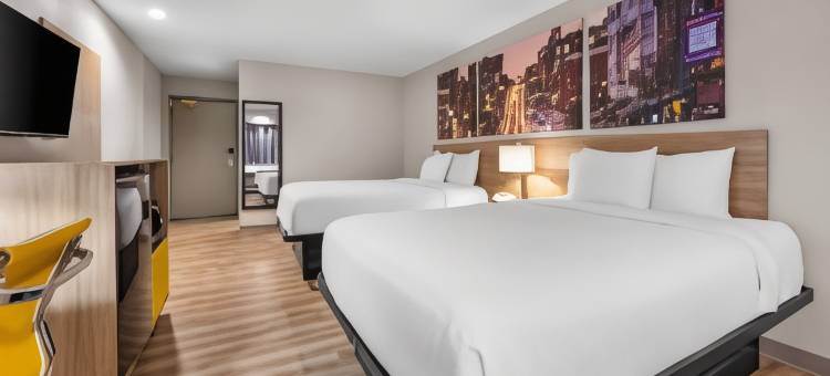 近堪萨斯赛道温德姆戴斯酒店(Days Inn by Wyndham Near Kansas Speedway)图片