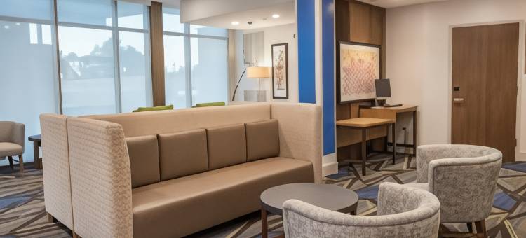 密尔沃基-威斯特阿利斯智选假日套房酒店(Holiday Inn Express & Suites MILWAUKEE – WEST ALLIS by IHG)图片