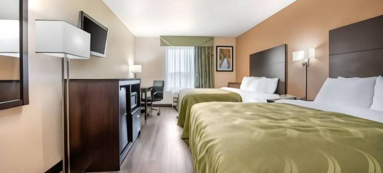 布兰登堡-诺克斯堡品质酒店及套房(Quality Inn & Suites Brandenburg - Fort Knox)图片