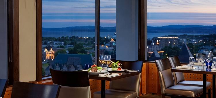 维多利亚庄园套房酒店(Chateau Victoria Hotel & Suites)图片