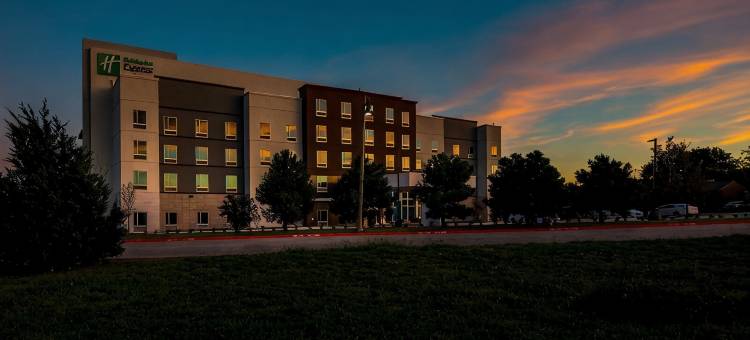 智选假日套房酒店加兰东(Holiday Inn Express & Suites GARLAND E - LAKE HUBBARD I30 by IHG)图片