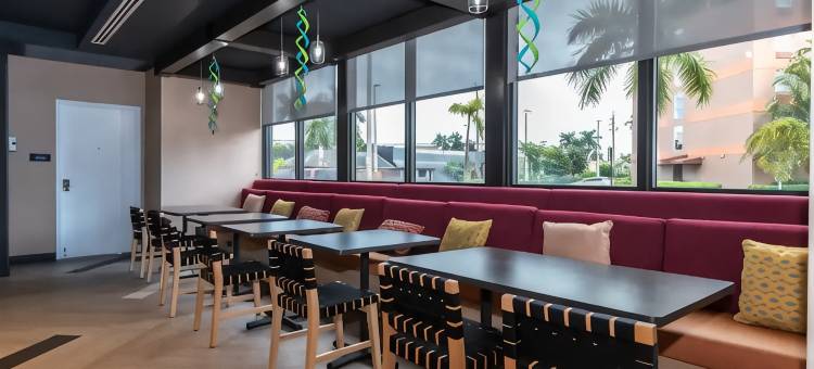 希尔顿欢朋酒店-佛罗里达城(Tru by Hilton Florida City)图片