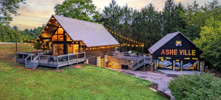 Luxe A-Frame, Stunning Views, Pickleball, Sauna, Mini Golf, Mins to Downtown AVL图片