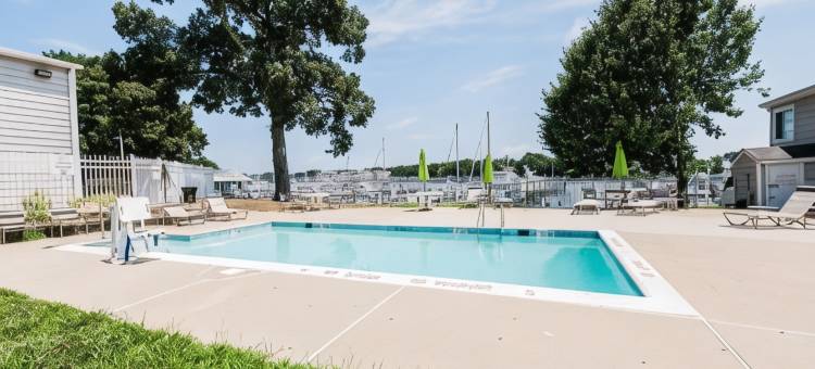 信标码头康福特茵酒店(Quality Inn Solomons - Beacon Marina)图片