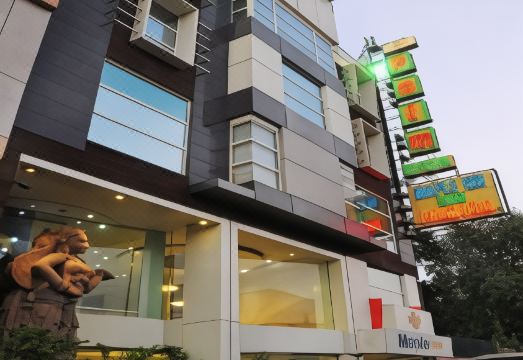 Hotel Palm Do'r - 02 Mins from New Delhi Railway Station Hotel Overview