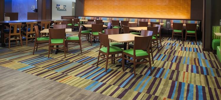 Fairfield Inn & Suites Detroit Canton图片