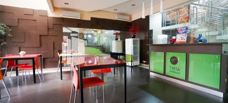 Tirta Mansion Lippo Karawaci Mitra RedDoorz图片