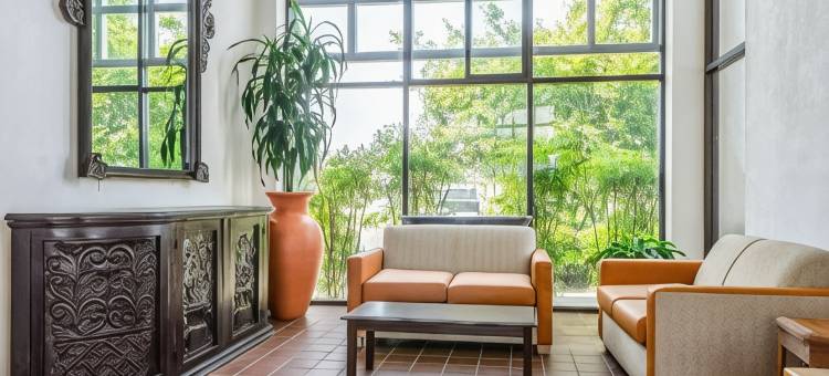 奥克代尔6号汽车旅馆(Motel 6 Oakdale, CA)图片