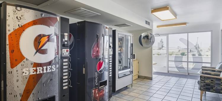 拉勒米6号汽车旅馆(Motel 6 Laramie, WY)图片