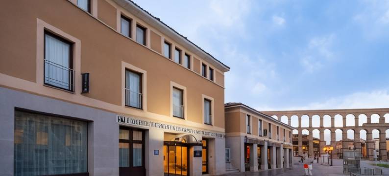 欧洲之星广场水道酒店(Eurostars Plaza Acueducto)图片