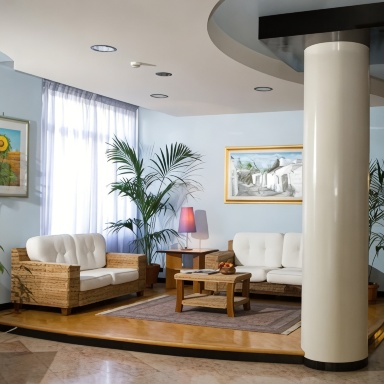 Hotel AstoriaHotel Overview