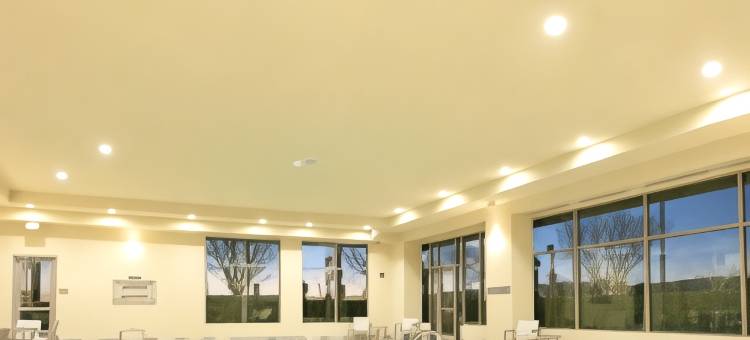 帕姆代尔希尔顿安泊套房酒店(Embassy Suites by Hilton Palmdale)图片