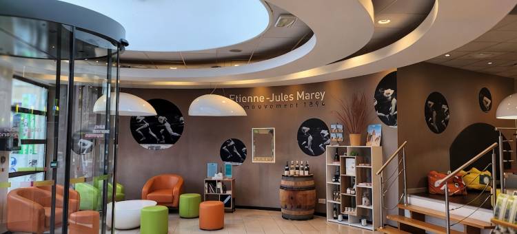 宜必思尚品博那中心酒店(ibis Styles Beaune Centre)图片