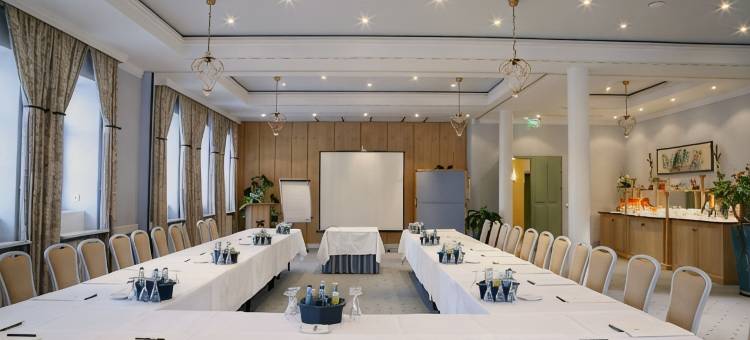 德雷斯顿皮尔尼茨城堡酒店(Schloss Hotel Dresden Pillnitz)图片