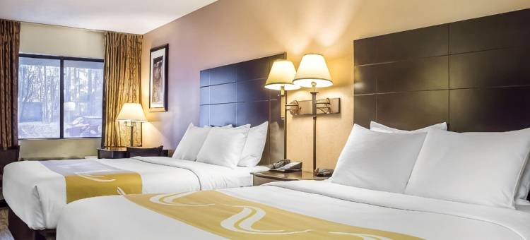 品质酒店-派恩托普湖畔(Quality Inn Pinetop Lakeside)图片