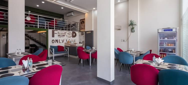普拉瓦萨酒店，德瓦斯纳卡(Hotel Pravasa Stay, Dewas Naka)图片
