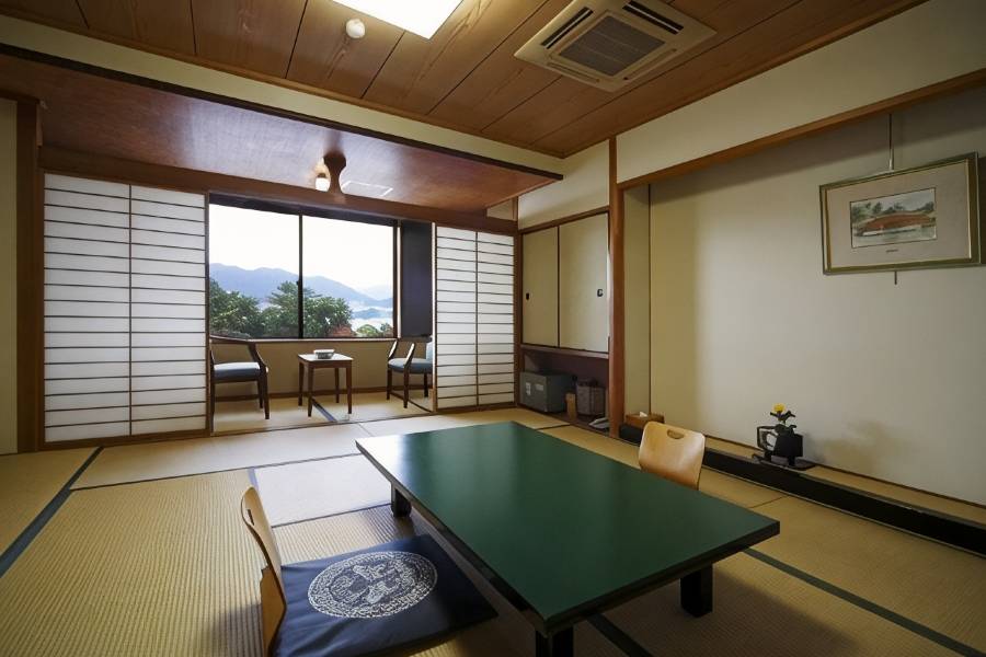 宮島誠酒店